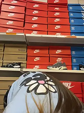 Lunabelle_ - Risky moaning near ppl