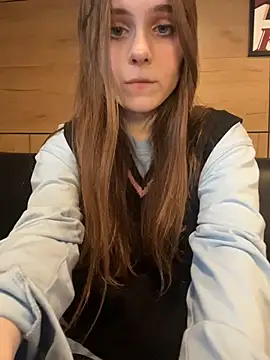 Lunabelle_ - Risky moaning near ppl