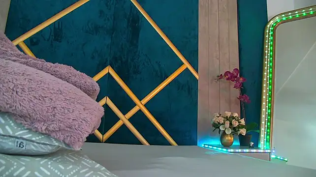 Foxxxy_MILF - Dildo ride 💦💦