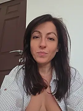Risky_woman - FRONT NEIGHBOURS .NAKED CUM