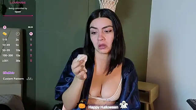Lilit_noir - Show my boobs
