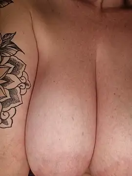 LadySecret_X - Bra off 💋