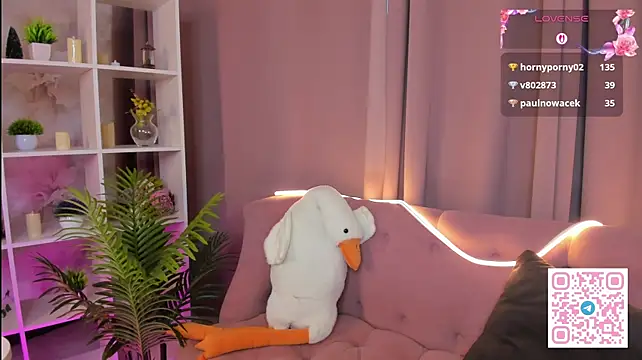 Curvybby1 - make my butt red