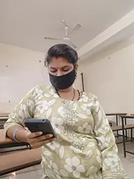 SexyBhumii - boos show