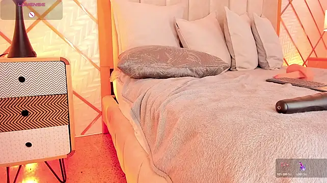 TahliaMoreau - 💦Rub your ass💦