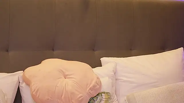 JenniferLovve - FUCK MY ASSSSSSSS UNTIL I SCREAM