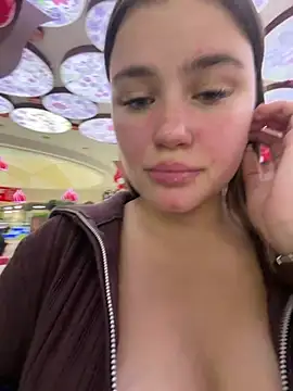 Cristal-Et-Moet - Take off delicious panties young pussy🥹