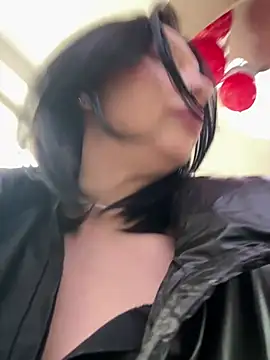 RoxySantaMonica - deep anal show with a big dildo+squirt