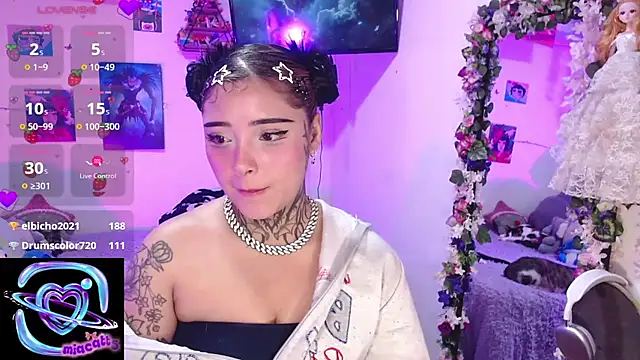 Mia_catt05