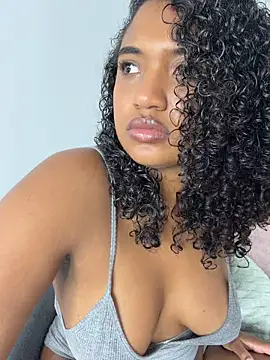 MilaTeenX - FINGER PUSSY