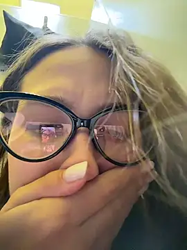 Coconut_milk - Slap my pussy hard near urinal