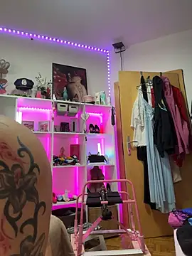 SunshineLexi - Ass oil+6spanks+1video+2Min Controlle LT
