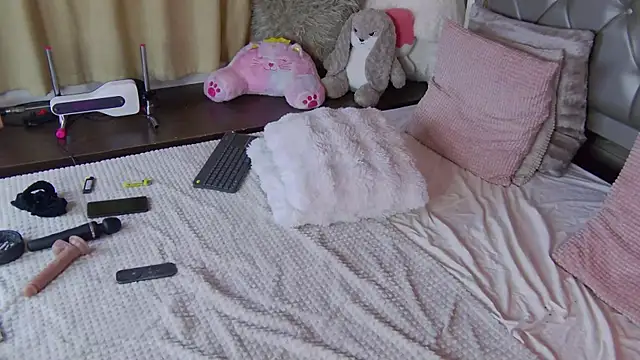 LunaHart - Take off panties & finger my pussy