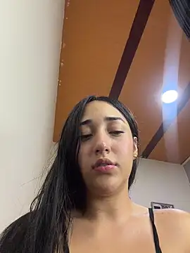 IsabellaHill2 - Anal con dildo