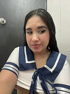Samantthaescobar - Ride dildo in my pussy or ass ??