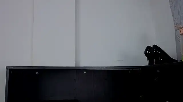 Mariana_Lu - plug ass+ azotes