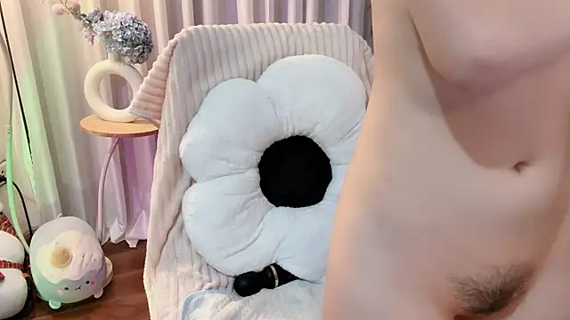 Hellensweetie - dance naked 10min