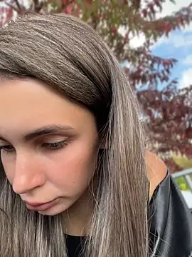 SandraCarter - Show hard nipples in park
