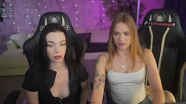 Angy_Netal - show tits 2 girls