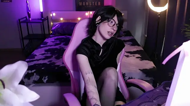 _Moonlight_t - oil that tits