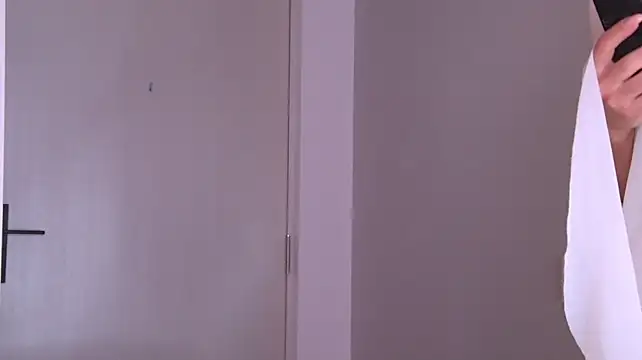 YasminaMoon - fill my pussy with your big c