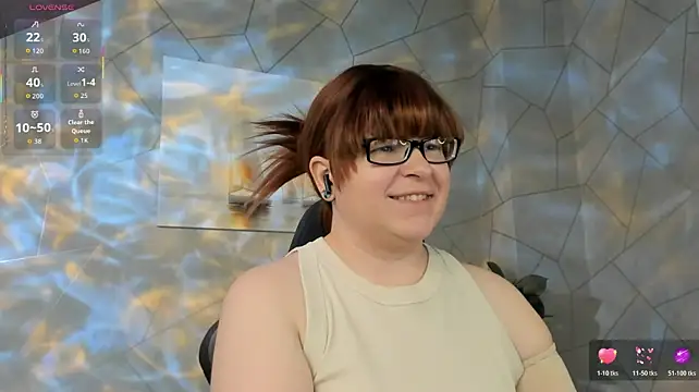 Michelle_Wilsson - play with my nipples