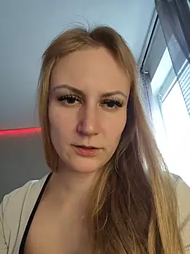 SweetGermanGoddess - 👣Show Feet