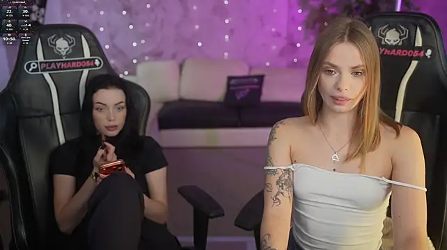 Angy_Netal - show tits 2 girls