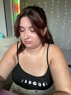 AureTease - Lovense 4K Webcam 2