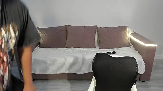 Im_lucky_adam - Fuck show without mask and cum on face^^