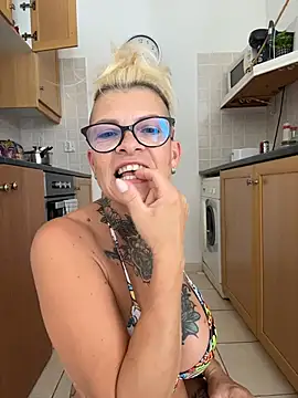 Solara_Vee - Pussy Show :)