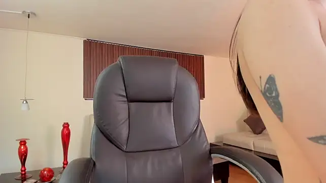 Samii_live - Show boobs bounce sensual