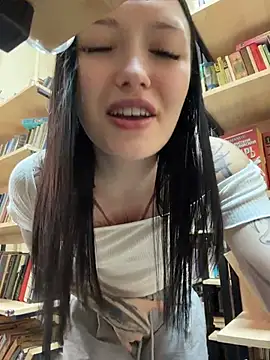 EliteBitch - play with naked tits and nipples 😍