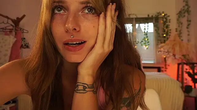 LoraDollie - TIGHT CAMEL TOE