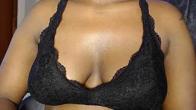 BrownMilf - Destroy my anal baby 💦💦🥵