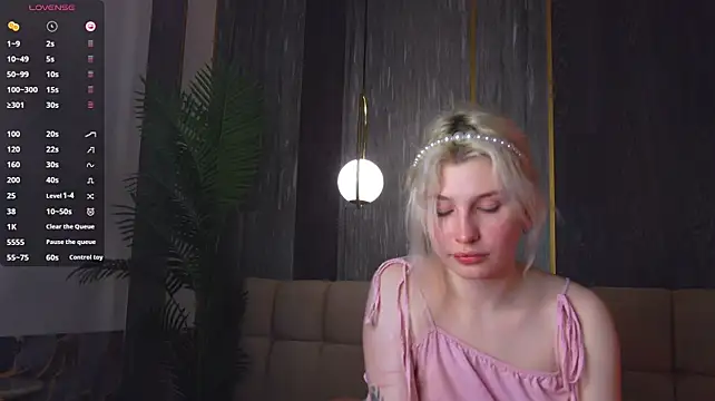 AshlyCross