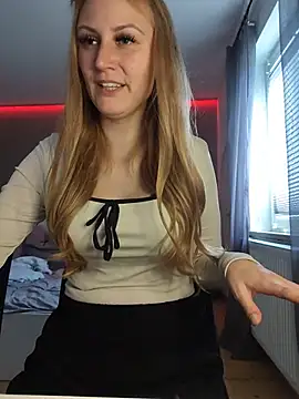 SweetGermanGoddess - 👣Show Feet