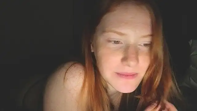 FiaMoor - squeeze tits and pinch nipples