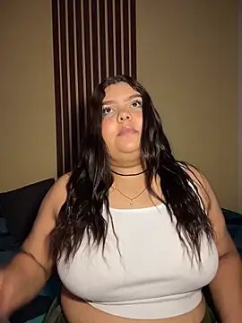 _Shara_Handal_ - OIL IN MY TITS