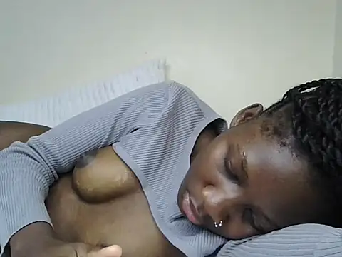 Babypookie - squirt show