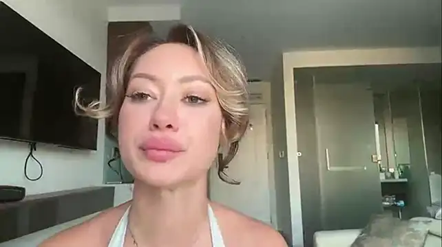 AngelynFusi - slap my juise ass