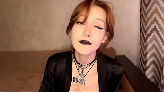 TRI_POLOSKI