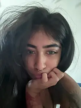 BadGalViVi - Strip