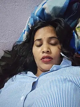 Cute_radhikaa - 200000