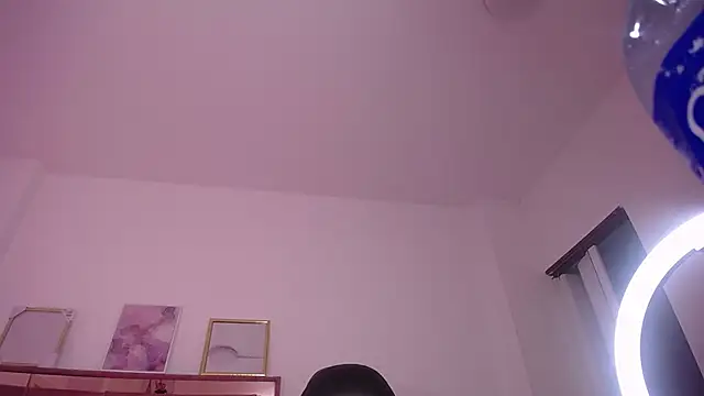 Issabella_velvet - Rub my clitoris
