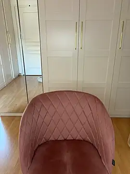 Chloe-ta - SPANK ASS