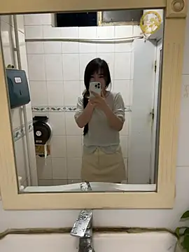 CiCi9 - 🦌园长户外特写小穴