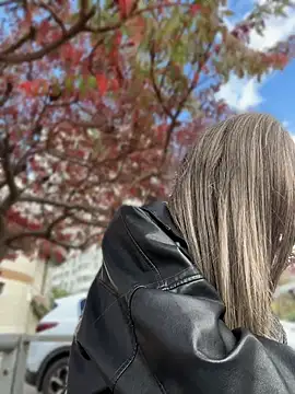 SandraCarter - Show ass in public
