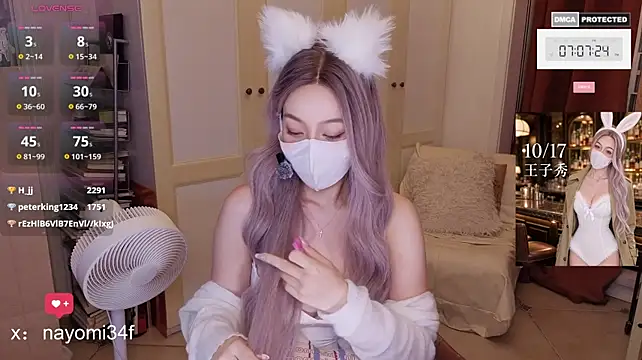 Nayomi_34f