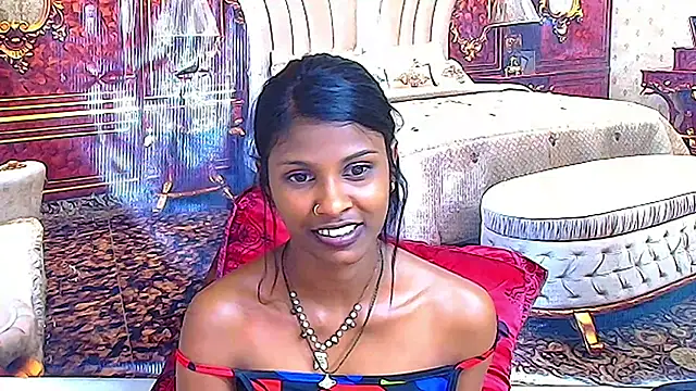 IndianSilkySpice - striptease + twerk